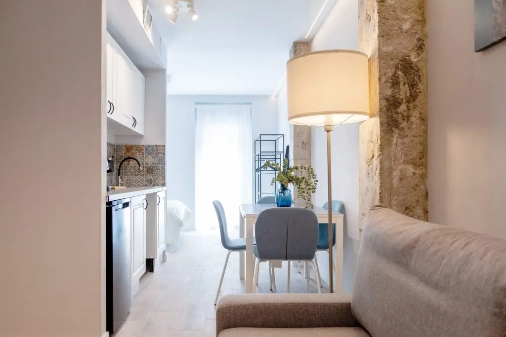 Zona de estar en suite de hotel en el Cabañal Valencia