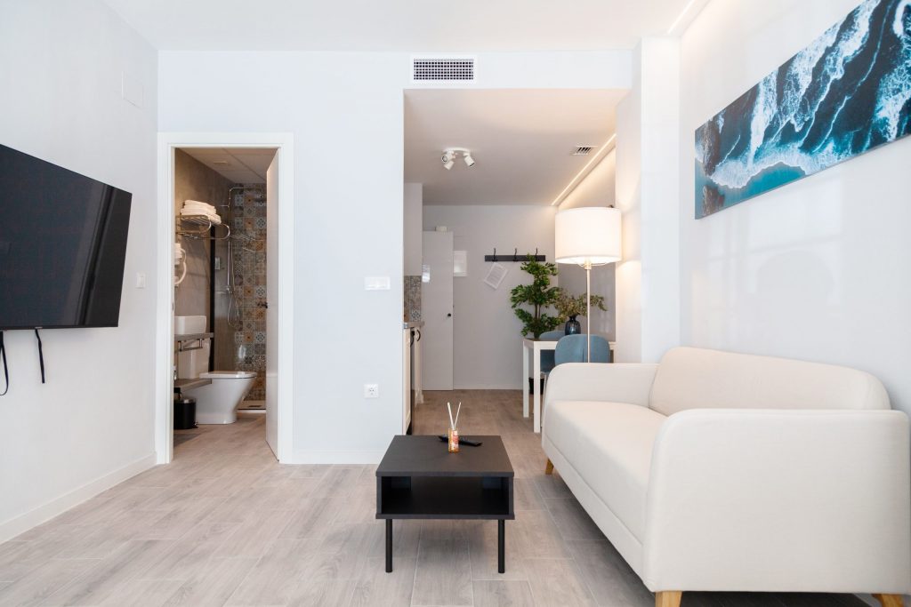 Zona de estar en suite de hotel en el Cabañal Valencia