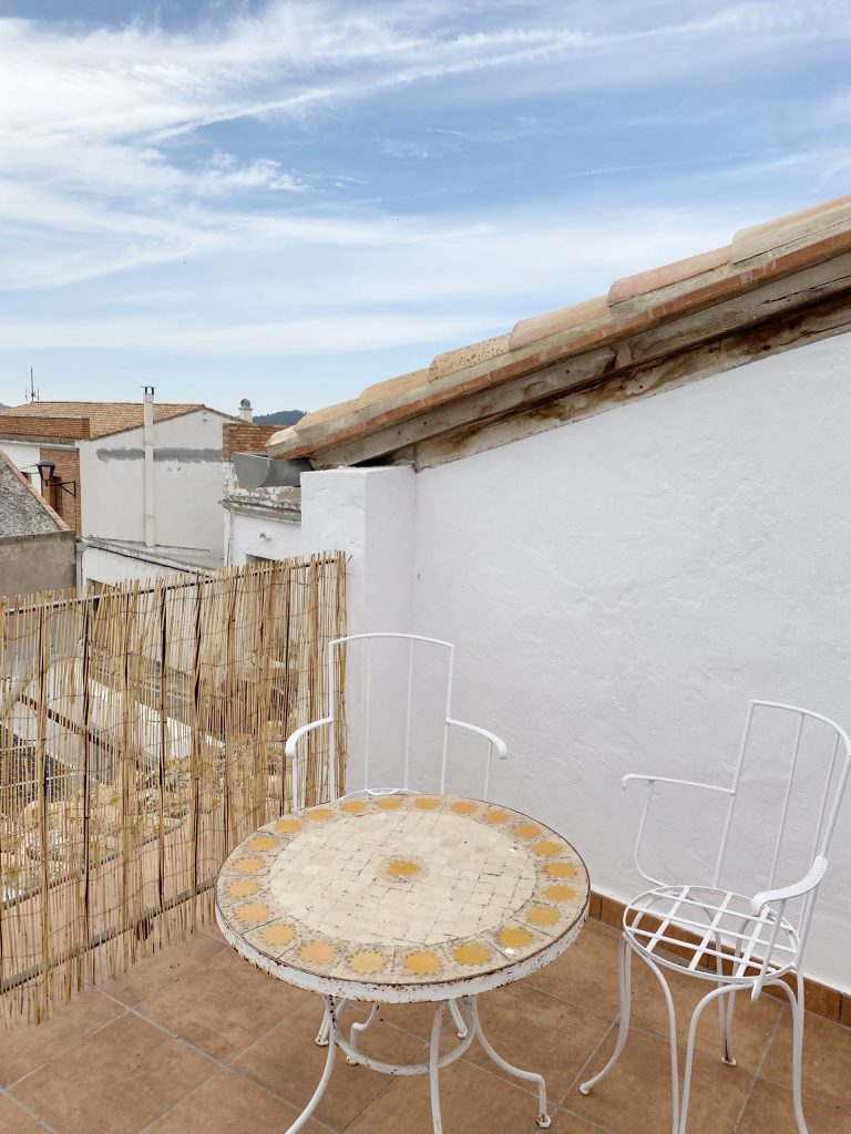 Terraza en planta primera de casa de pueblo Alfara